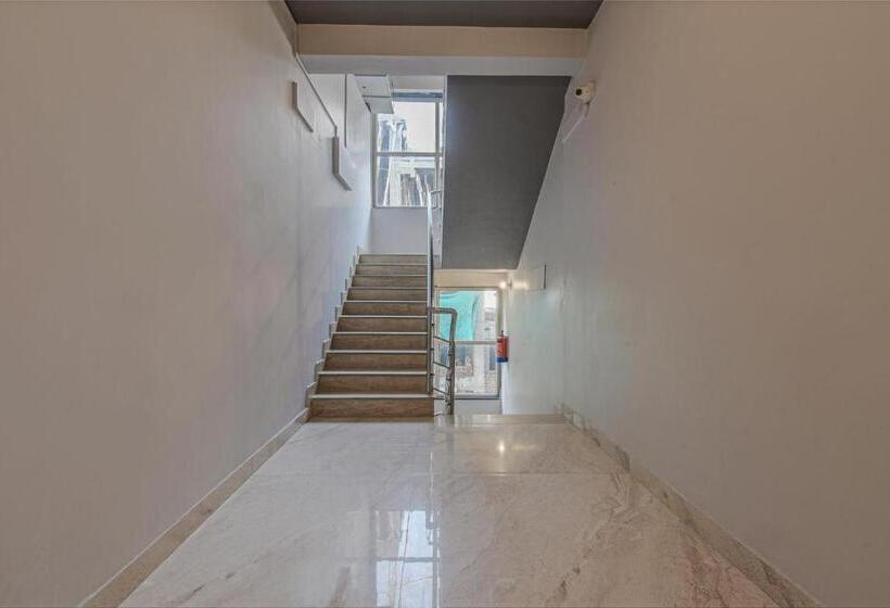 هتل Super Townhouse Vidya Vihar