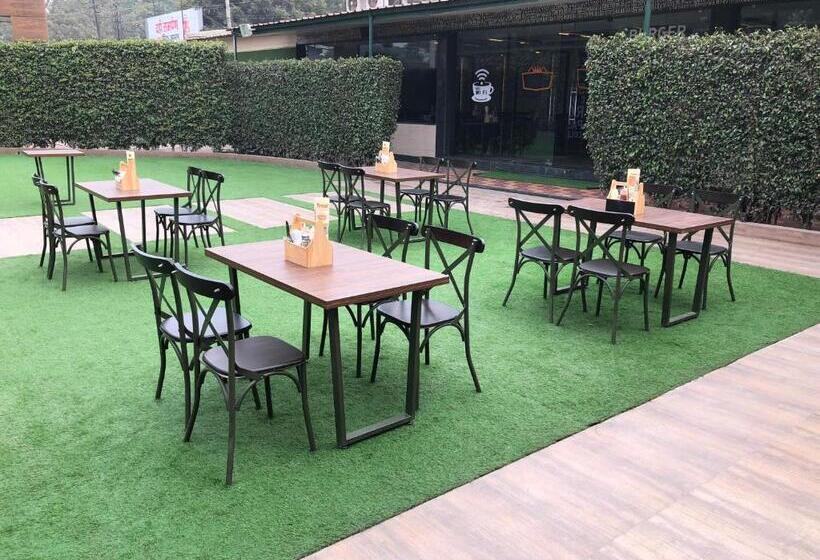 هتل Kingston Resort