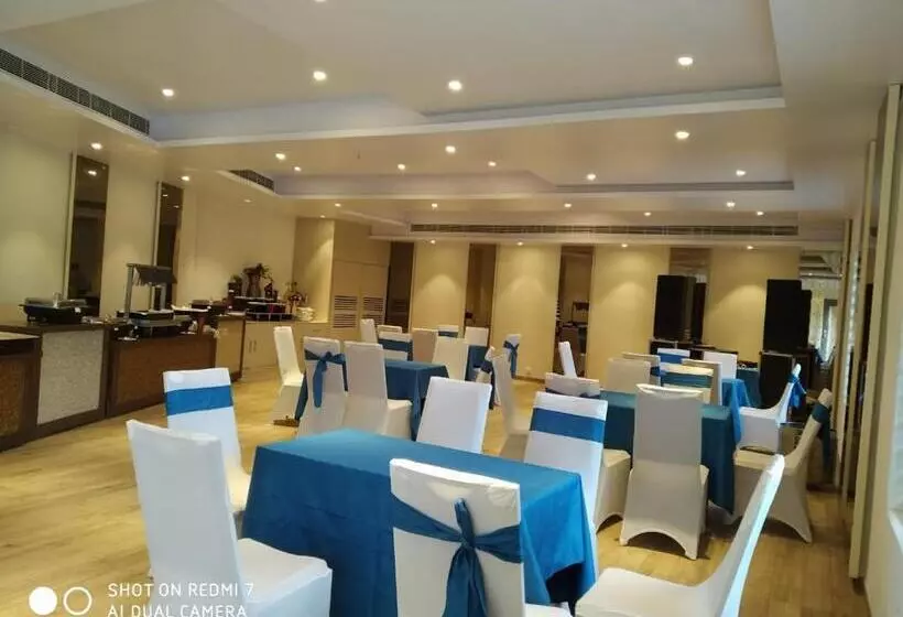 ホテル Kingston Resort