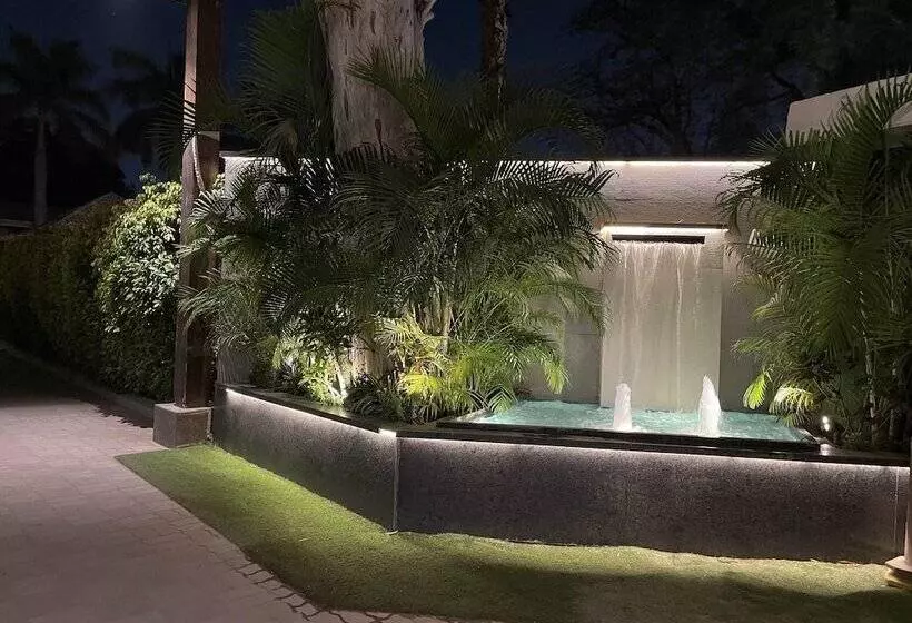 ホテル Kingston Resort