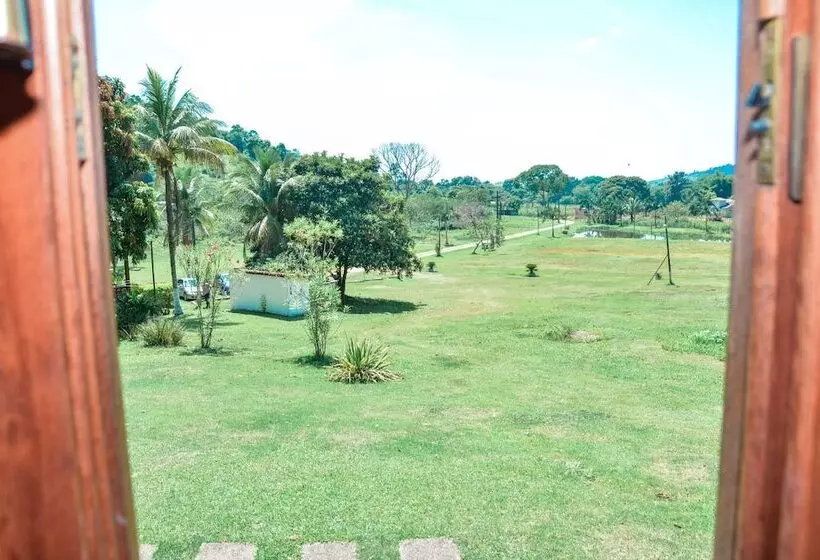 Hotelli Pousada Vale Dos Sonhos