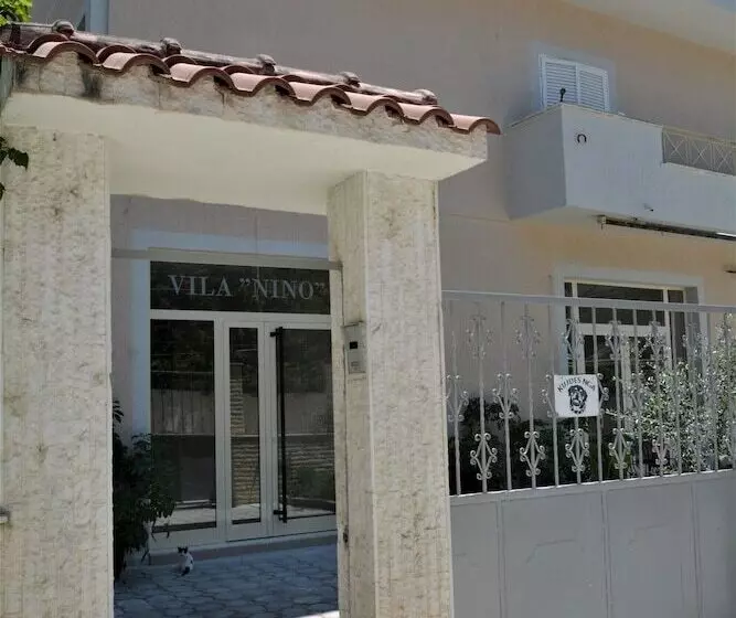 هتل Vila Nino