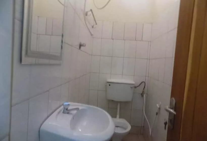 پانسیون Kaanos Hope Complex Inn