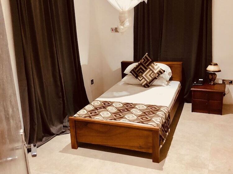 پانسیون Lac S Villa