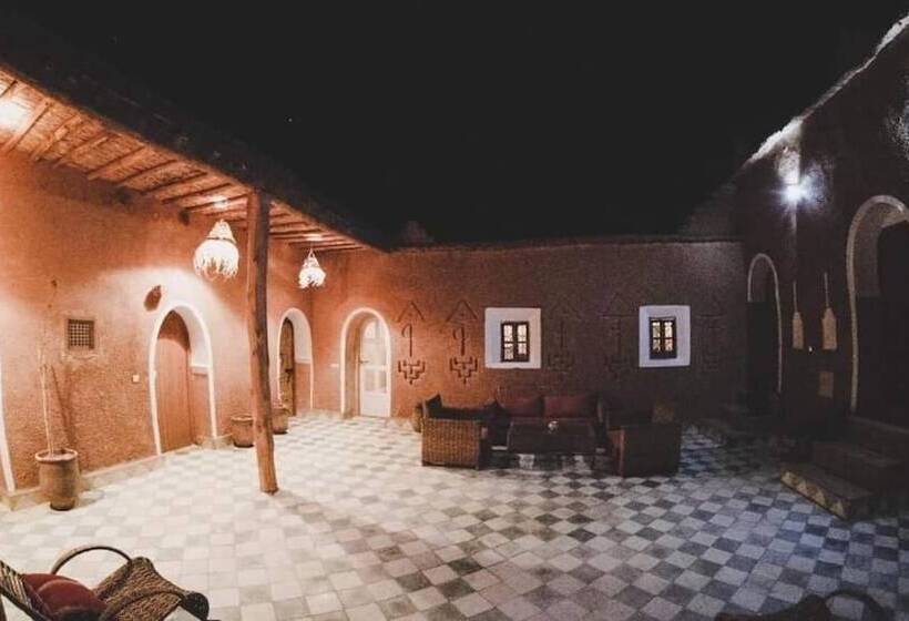 ペンション Tigmi Hamid