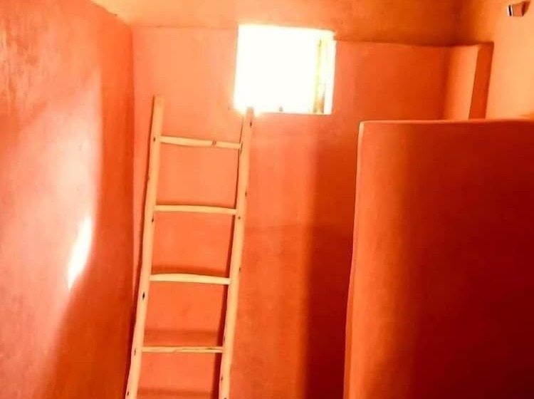 ペンション Tigmi Hamid