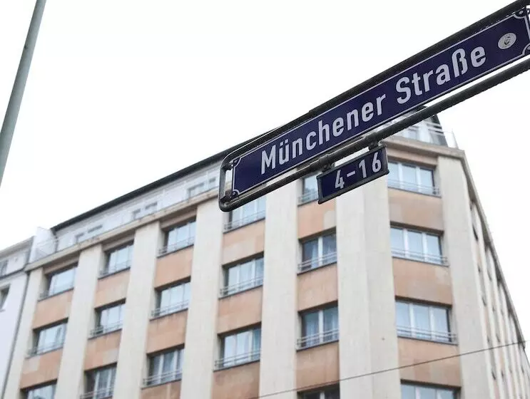 Hotelli Grand Corner