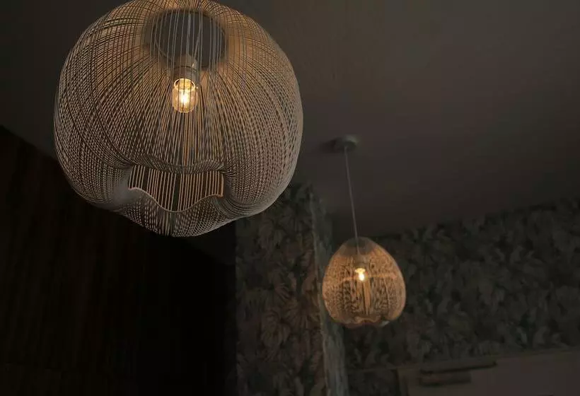 Hotelli Grand Corner