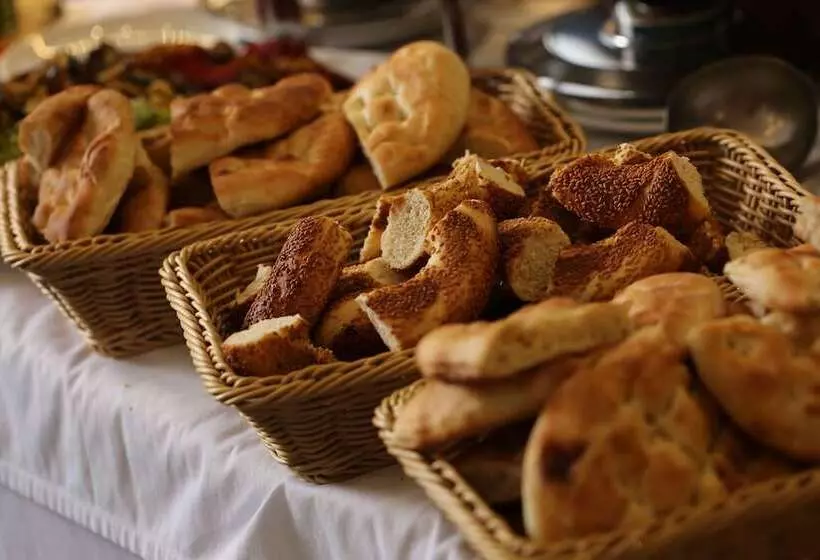 Hotelli Grand Corner