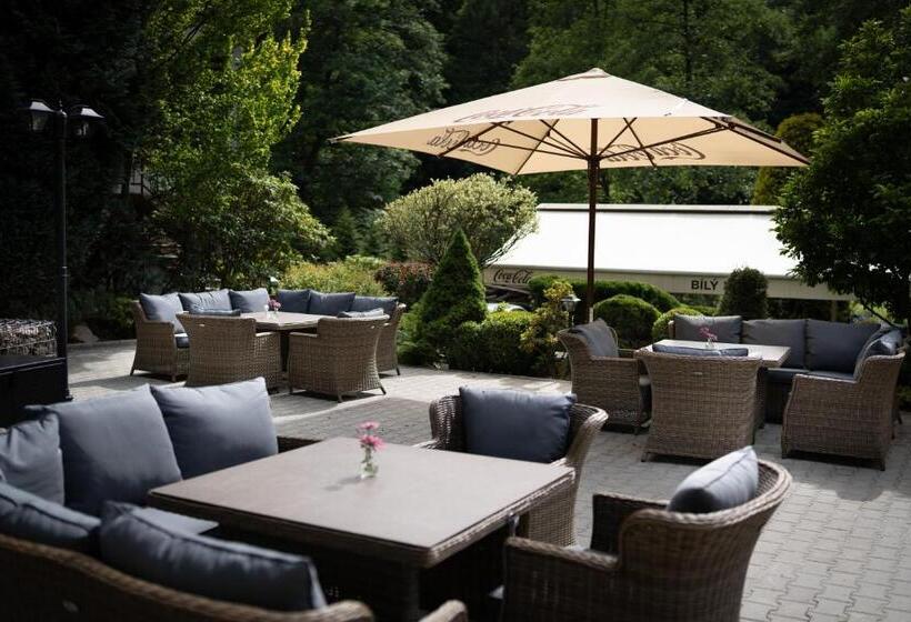 بنسيون Penzion A Restaurace Bílý Mlýn