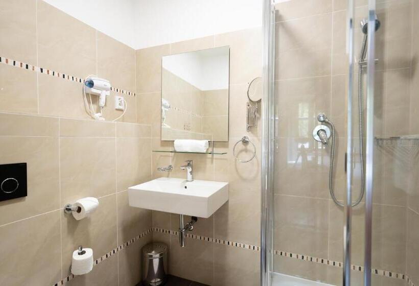 بنسيون Penzion A Restaurace Bílý Mlýn