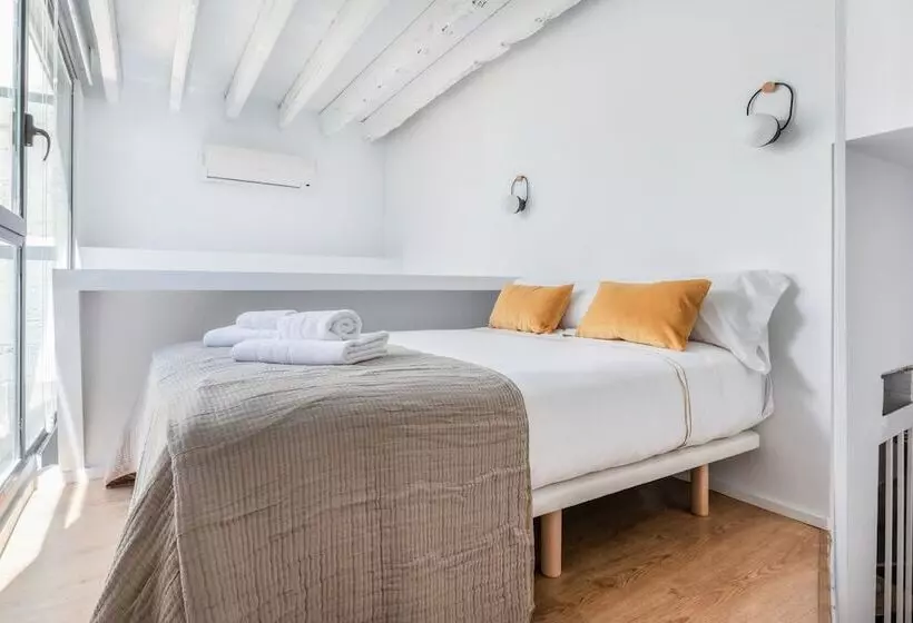 Slow Suites Maestranza