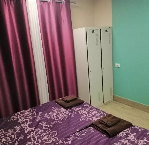 Hostel Meridian