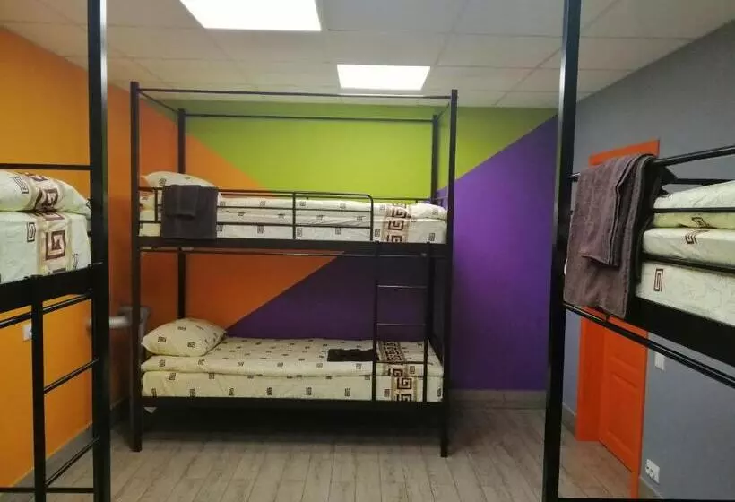 Hostel Meridian
