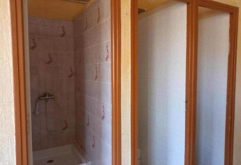 فندق Hostel Neige Et Soleil