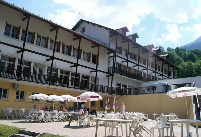 Hotelli Hostel Neige Et Soleil