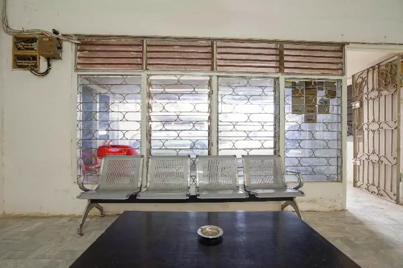 هتل Oyo 1868 Penginapan Sekip