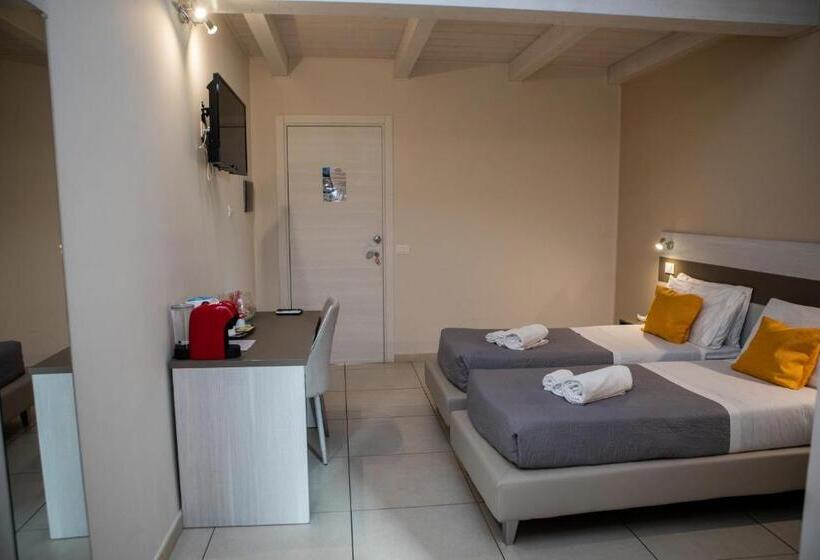 پانسیون La Perla Amantea