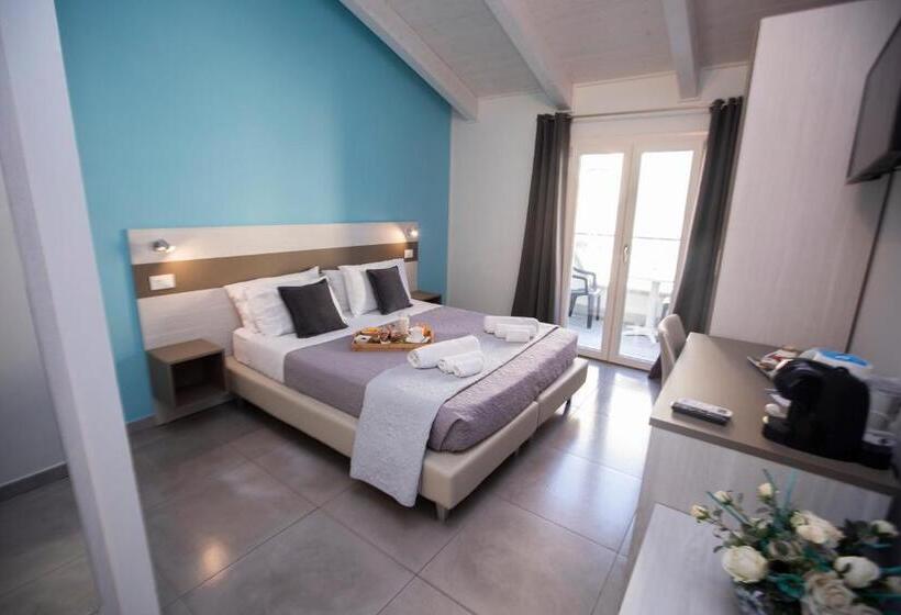 پانسیون La Perla Amantea