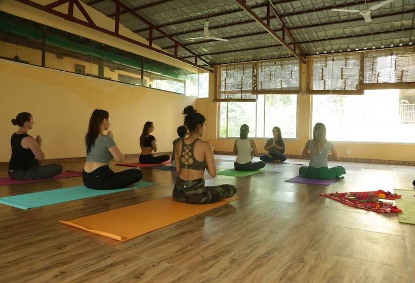 Hotell Ganga Yog Retreat By Yog Gurukul