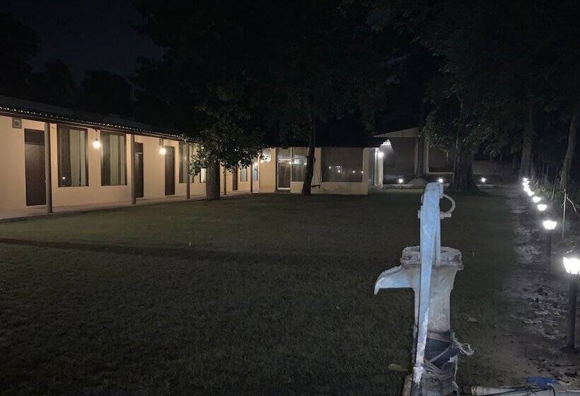 Hotell Ganga Yog Retreat By Yog Gurukul