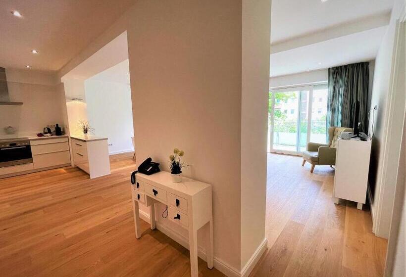 Deluxe Apartments Christina 120 M² Im Design Hotel Vosteen