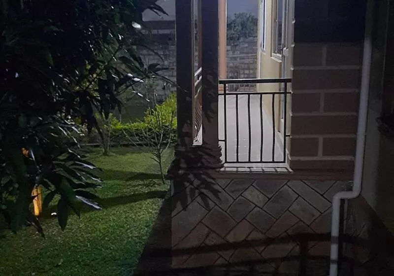 Airport Side Hotel Entebbe