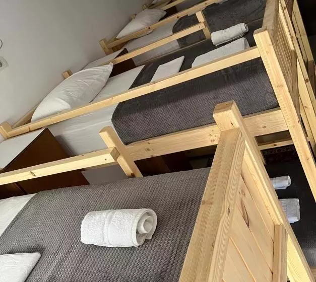 ホテル Cico Hostel &private Room