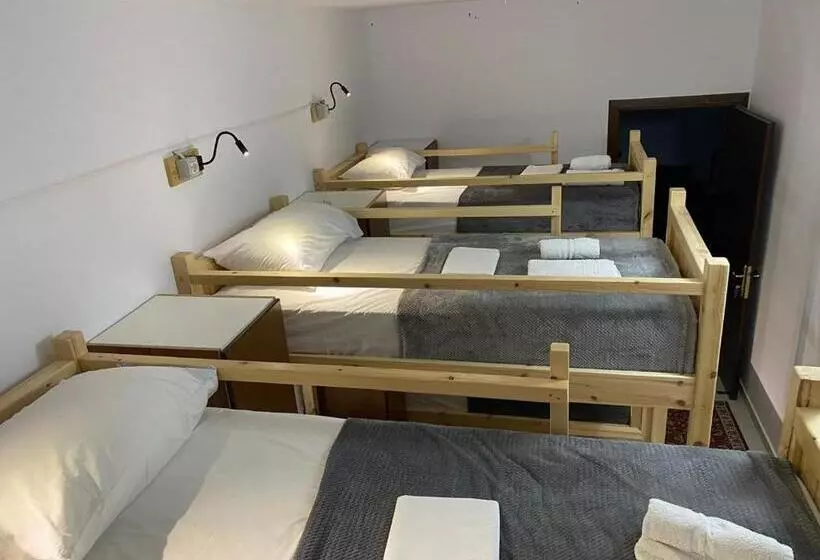 ホテル Cico Hostel &private Room