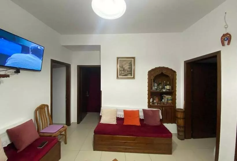 ホテル Cico Hostel &private Room
