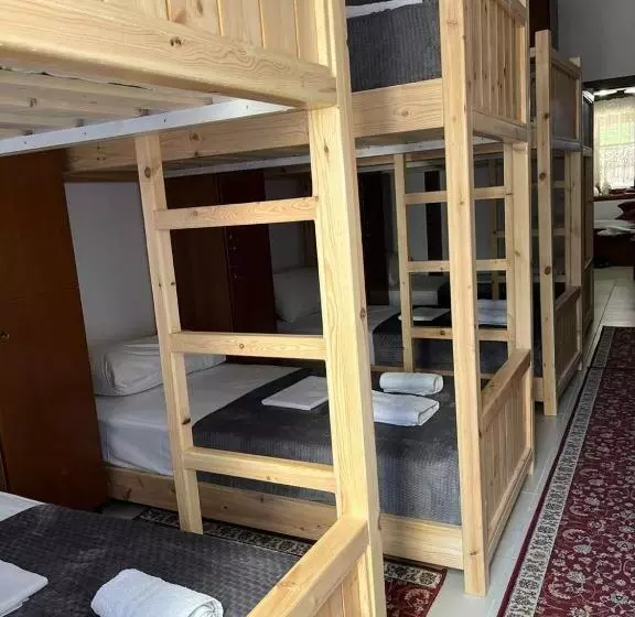 ホテル Cico Hostel &private Room