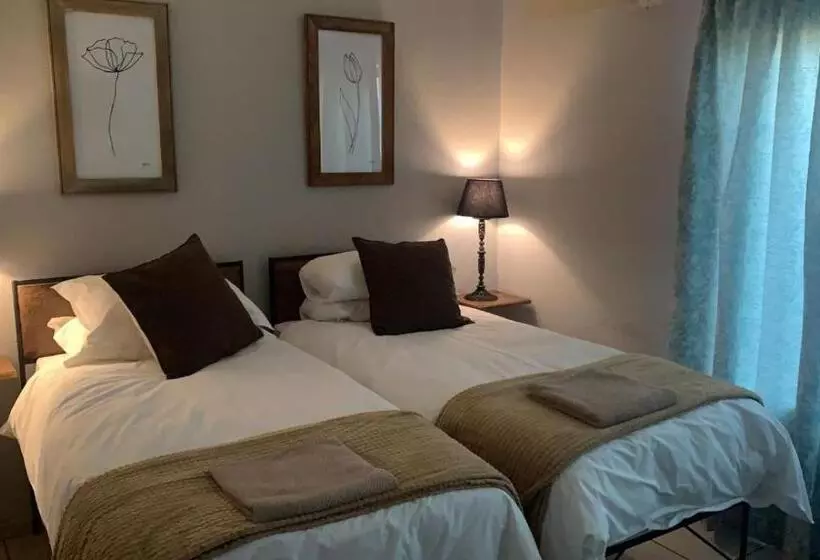 ペンション Douglas Villas