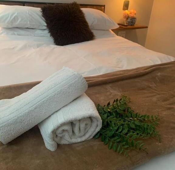 펜션 Douglas Villas