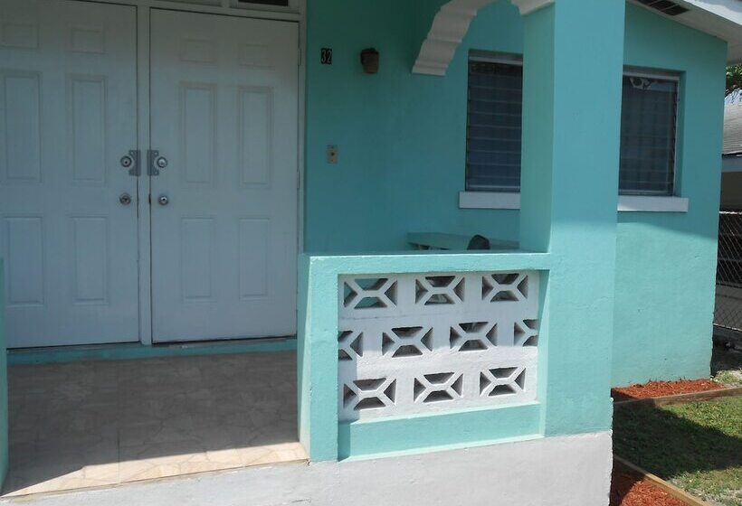 تختخواب و صبحانه Hillside Breeze