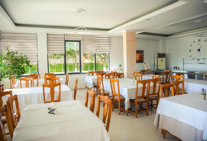 בית מלון כפרי Andi