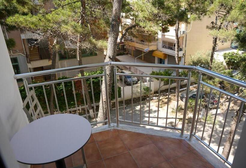 בית מלון כפרי Andi