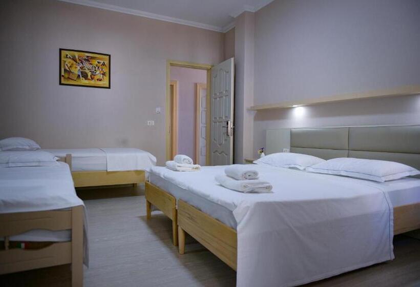 בית מלון כפרי Andi