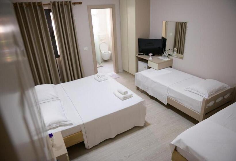 בית מלון כפרי Andi