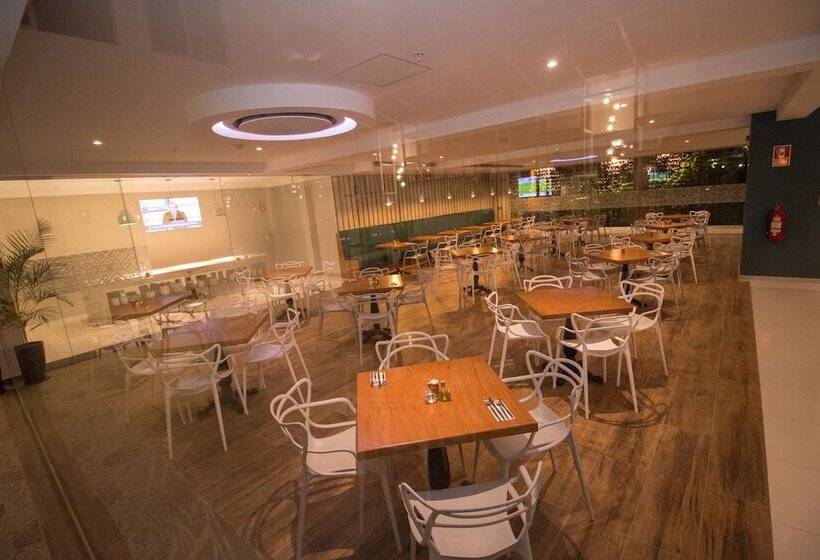 هتل Britania Crystal Collection