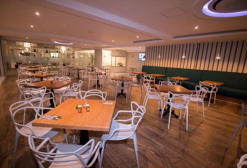 هتل Britania Crystal Collection