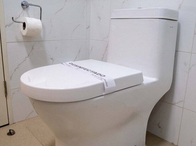 هتل Britania Crystal Collection