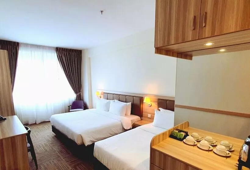 Hotelli Maple Lodge