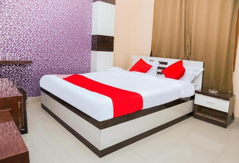 בית מלון כפרי Oyo 43274  Sonar Gaon Saver