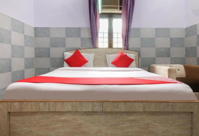 Hotell Oyo 49871 Geeta Palace