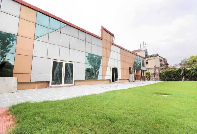 Hotell Oyo 49871 Geeta Palace