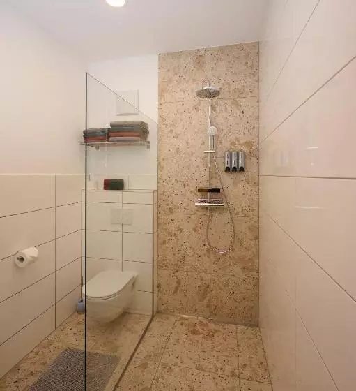 Aamiaismajoitus (B&B) Laudach Inn