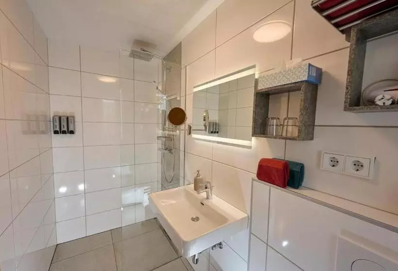 Aamiaismajoitus (B&B) Laudach Inn