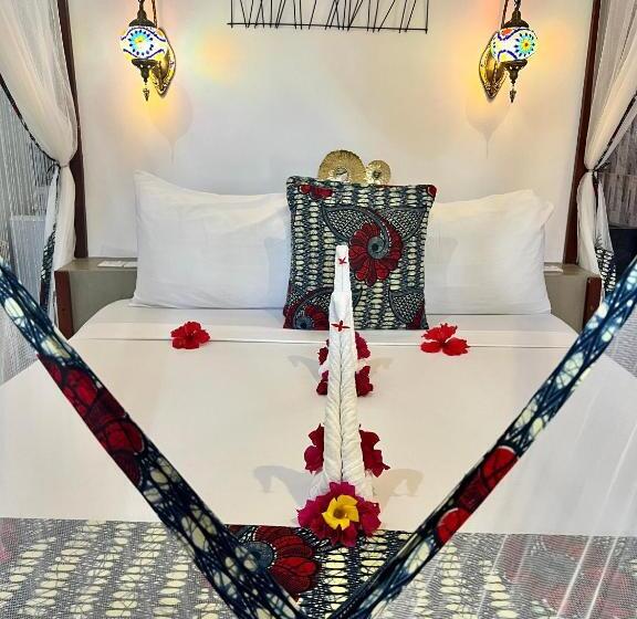 Gadea Boutique Hotel& Gadea Garden Italian Restaurant