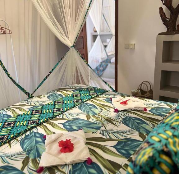 Gadea Boutique Hotel& Gadea Garden Italian Restaurant