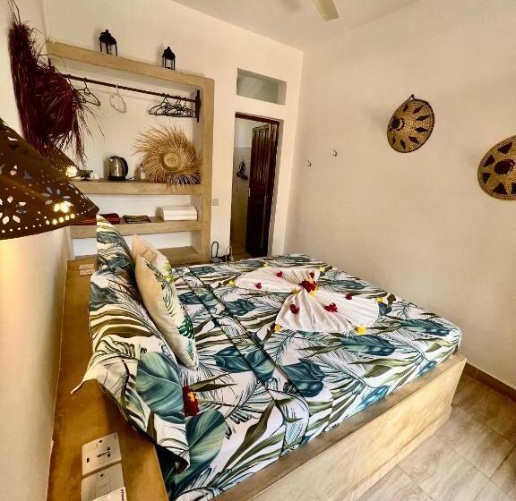 Gadea Boutique Hotel& Gadea Garden Italian Restaurant